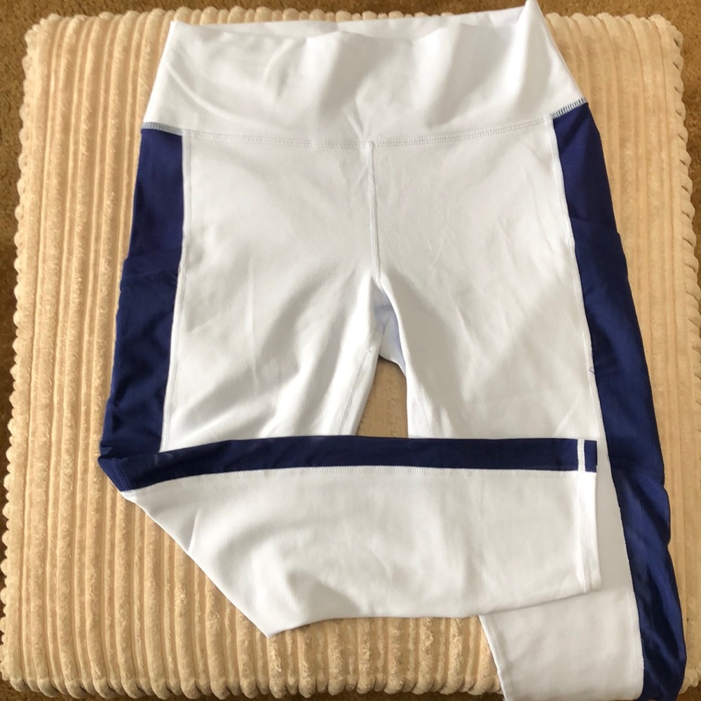 Fabletics Powerhold capris